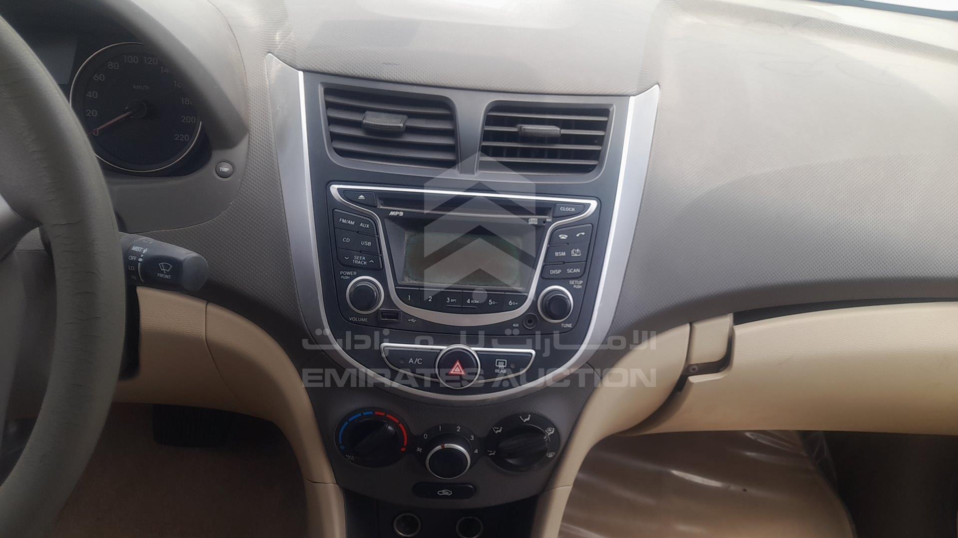 2015 HYUNDAI ACCENT VIN: KMHCT41B9FU679257