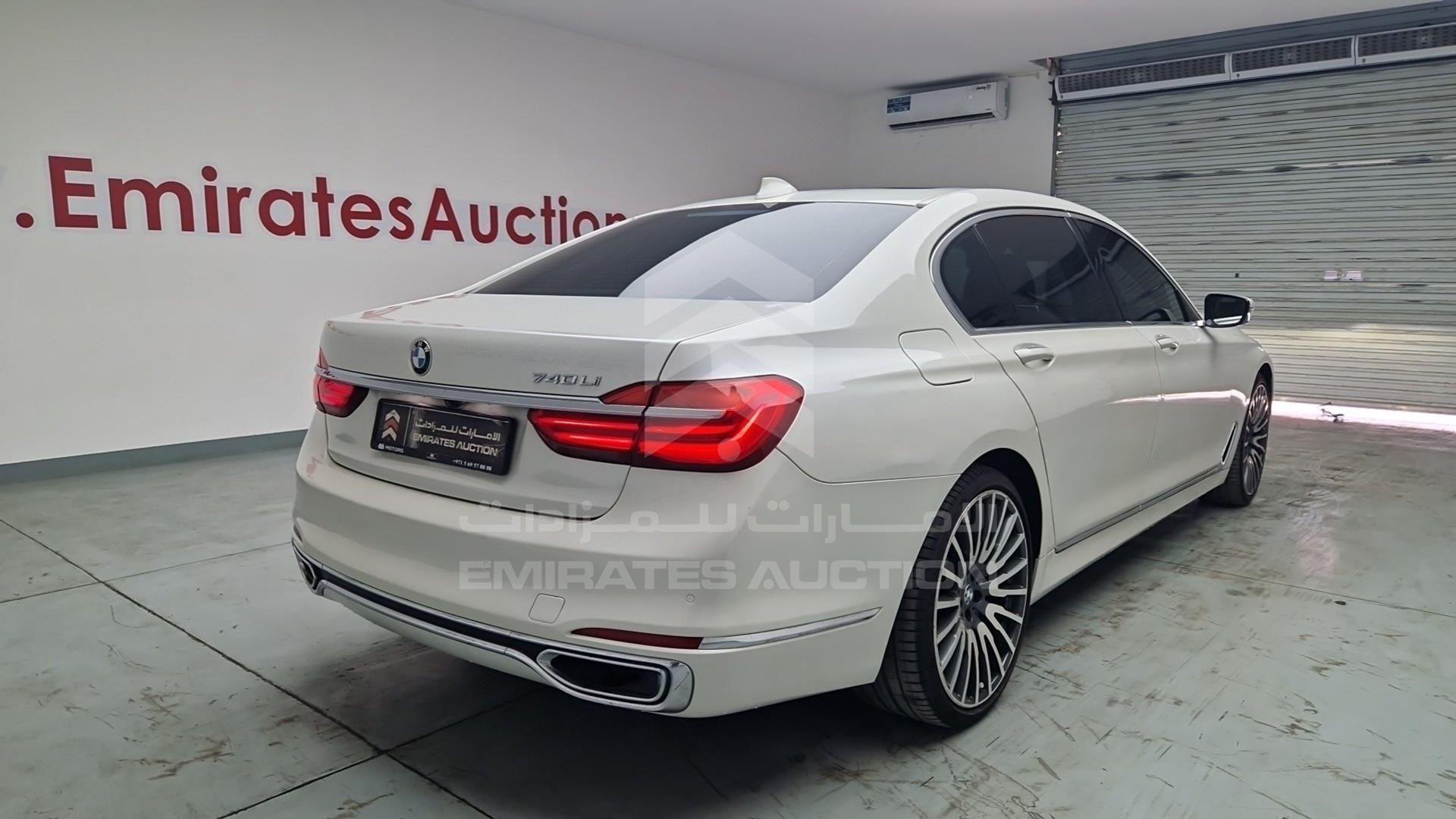 2016 BMW 740 LI VIN: WBA7E2107GG402235