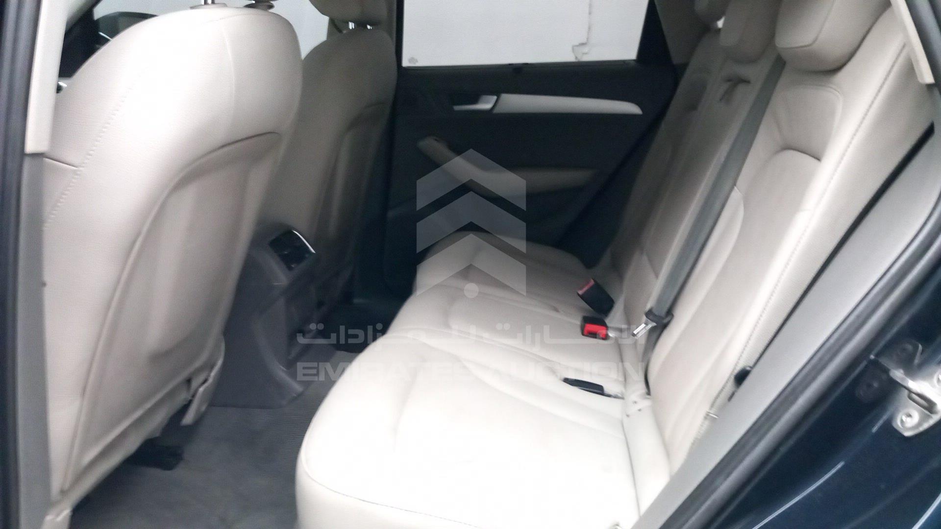 2011 AUDI Q5 VIN: WAUCFC8R2HA042938