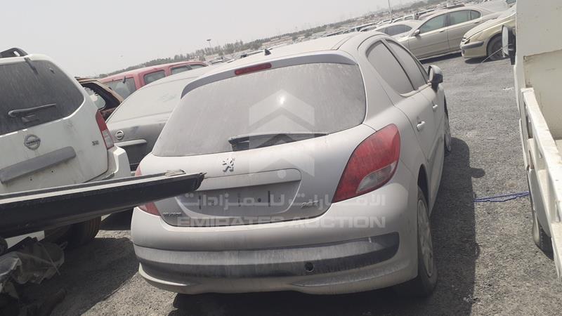 VIN: VF3WC5FS4DE000492 Auction: EmiratesAuction Lot: 343645 VF3WC5FS4DE000492 Peugeot 207 2013 SILVER Photo 6