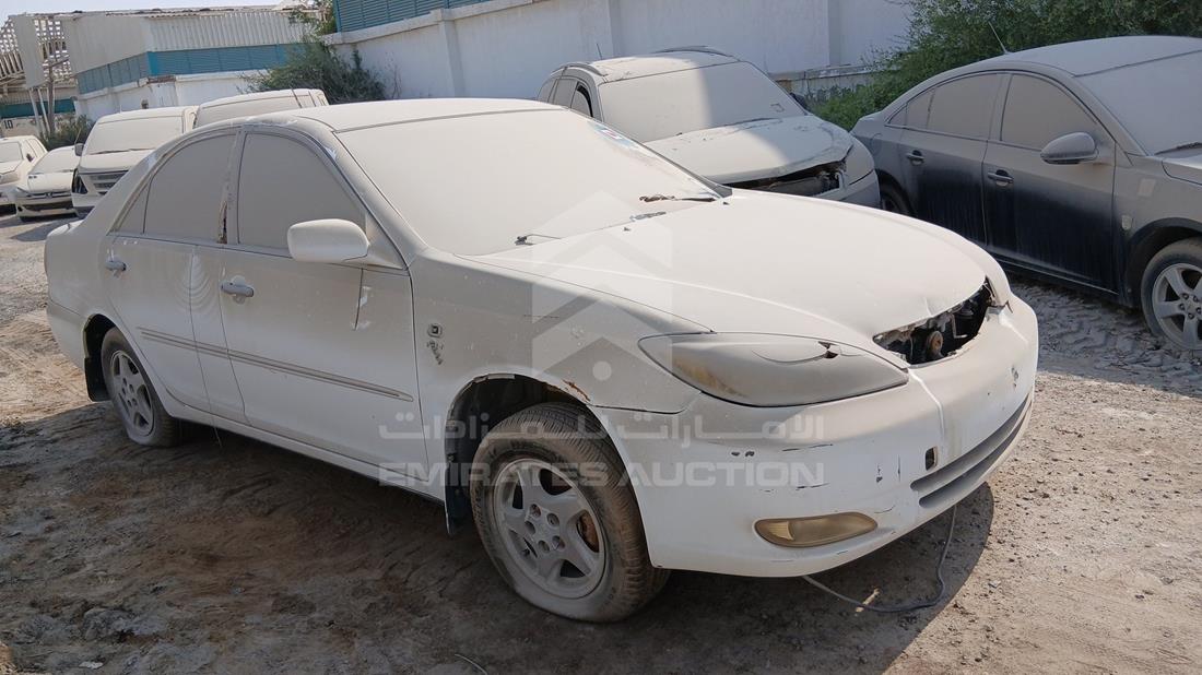 2004 Toyota Camry — Front Right Angle — Photo 9