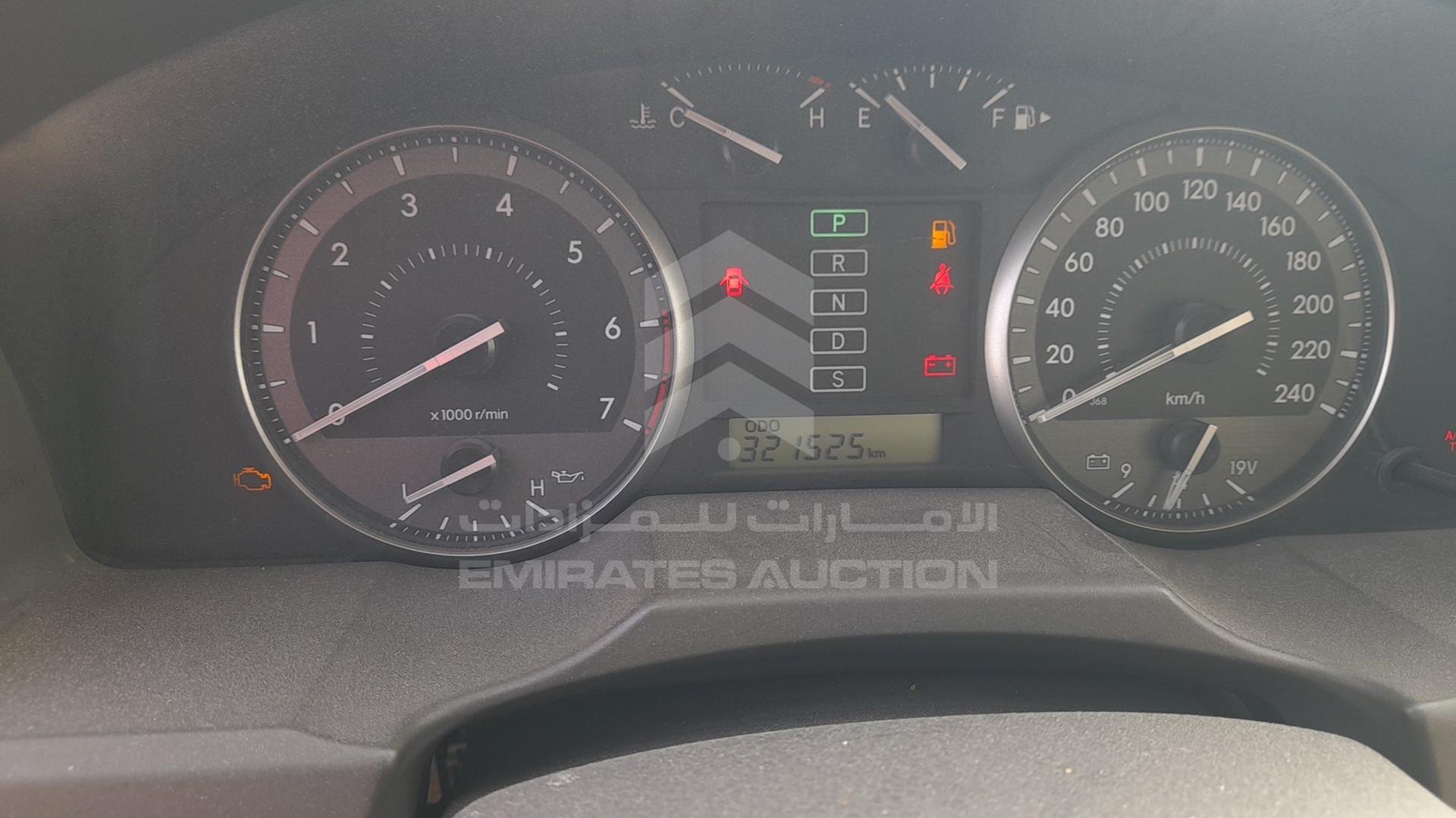 2013 TOYOTA LAND CRUISER VIN: JTMDU09J9D4063128
