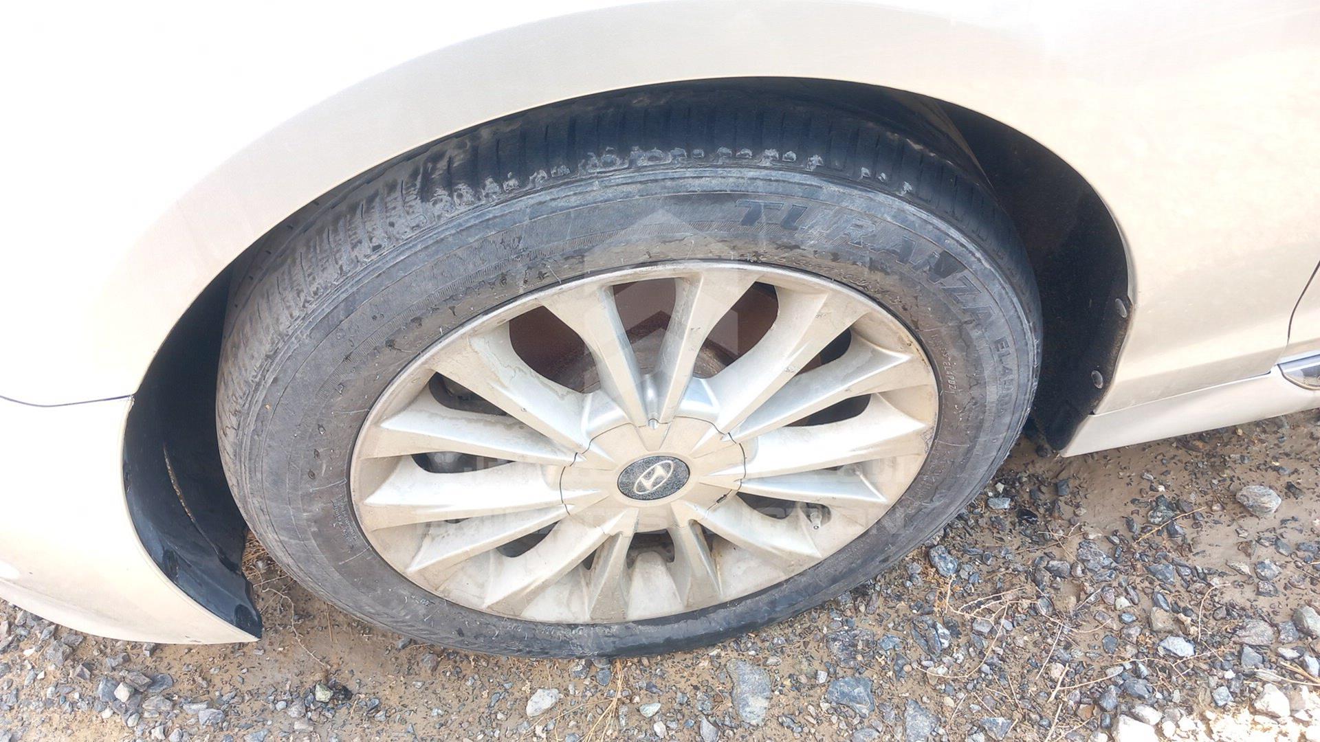 2015 HYUNDAI SONATA VIN: 5NPE34AFXFH071127