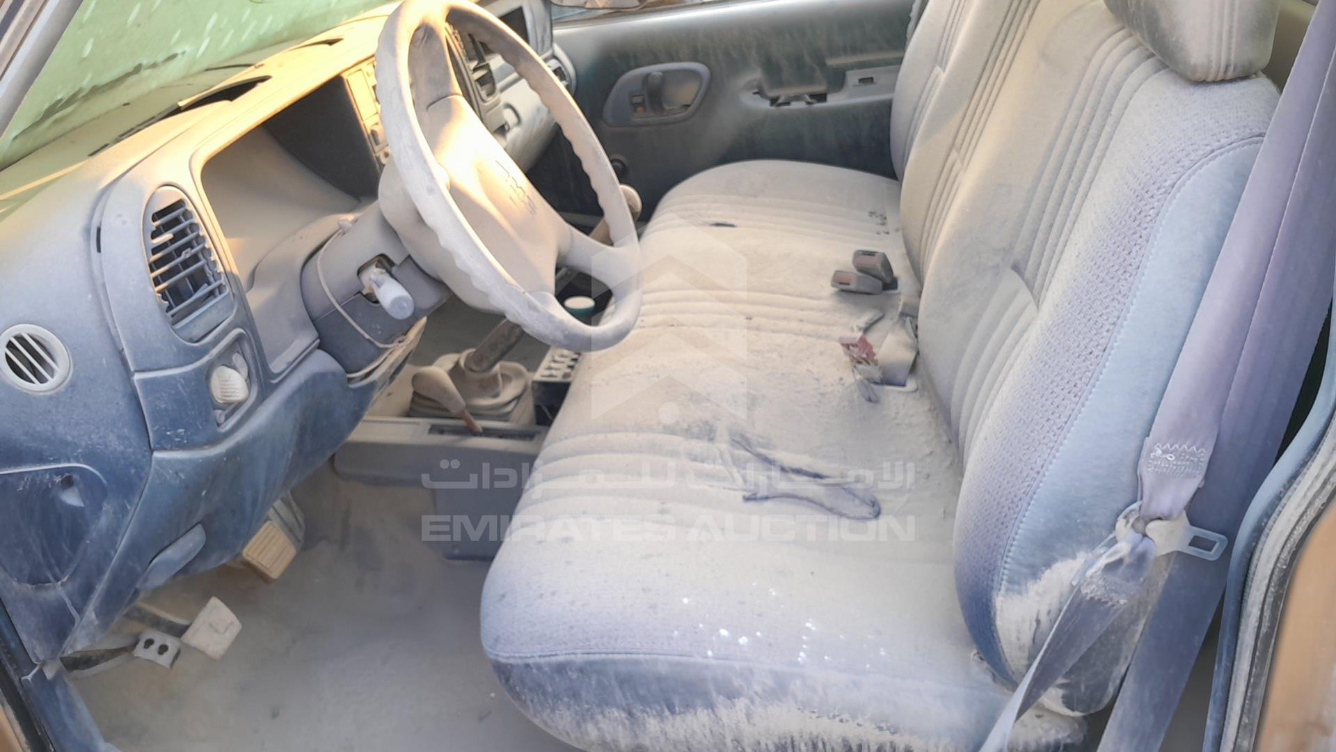 1999 GMC TRUCK VIN: 1GDJK34R4XF000577