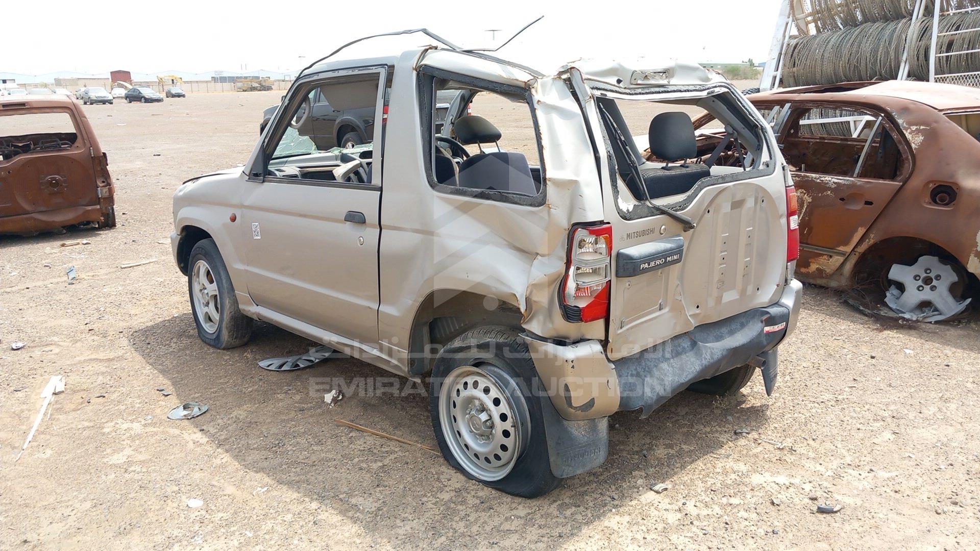 2000 MITSUBISHI PAJERO MINI VIN: H58A-0117511