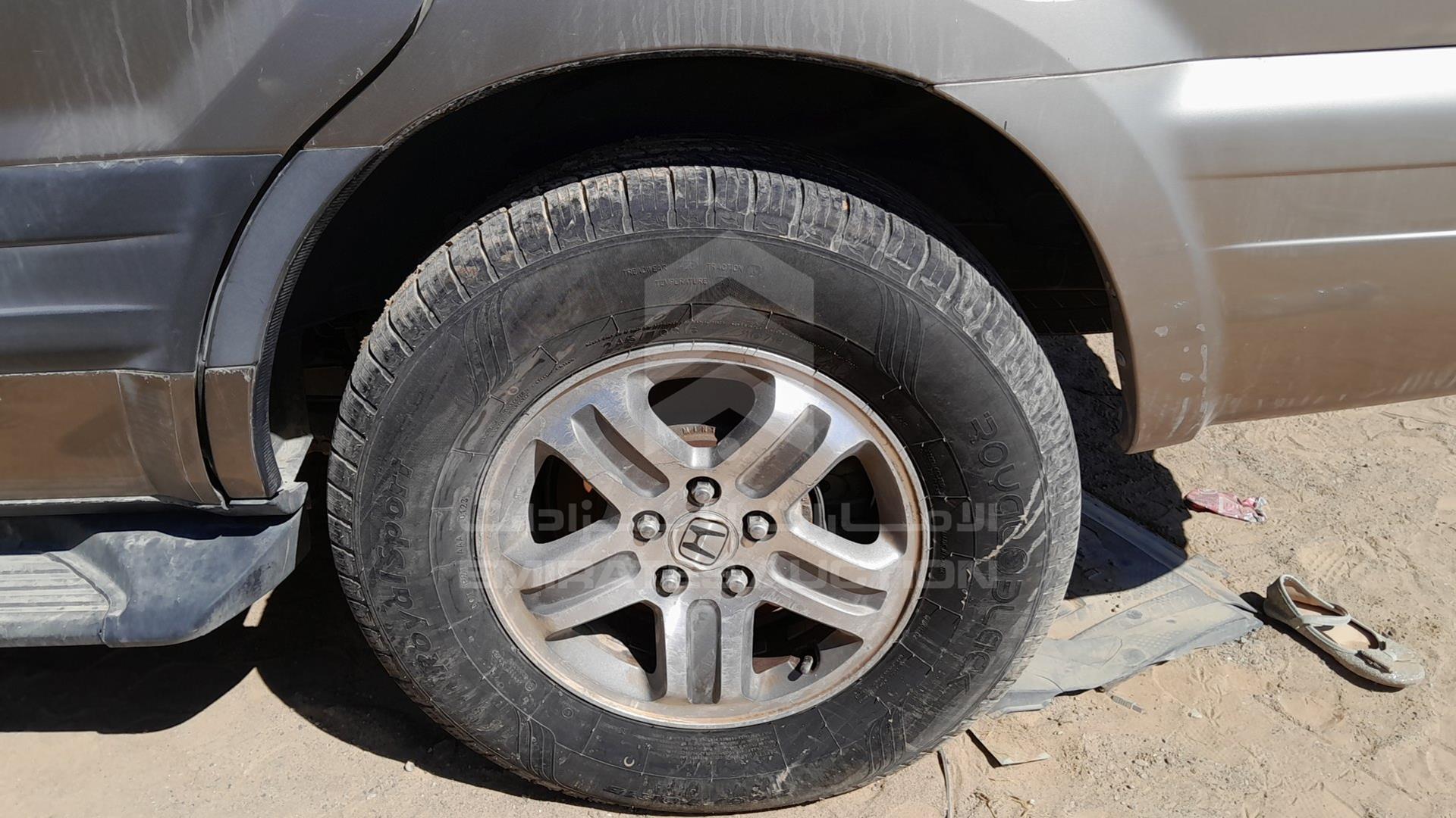 2004 HONDA MRV VIN: 2HKYF18174H700689