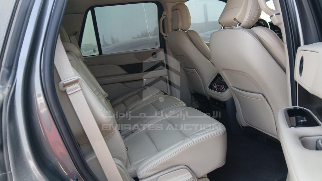 2021 Lincoln Navigator — Rear Right Passenger View — Photo 25