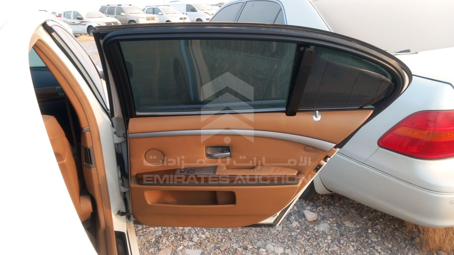 2006 BMW 750LI VIN: WBAHN81016DT18645