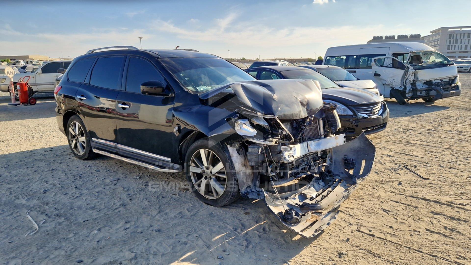 2015 NISSAN PATHFINDER VIN: 5N1AR2MM1FC615291