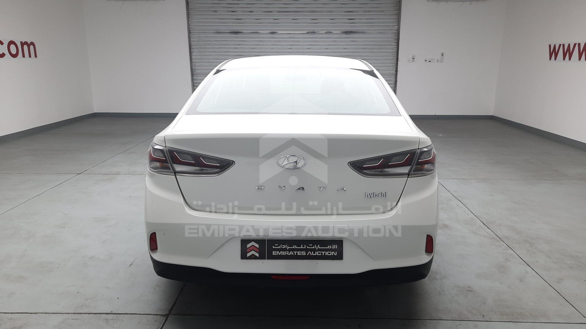 2018 HYUNDAI SONATA VIN: KMHE24139JA081992