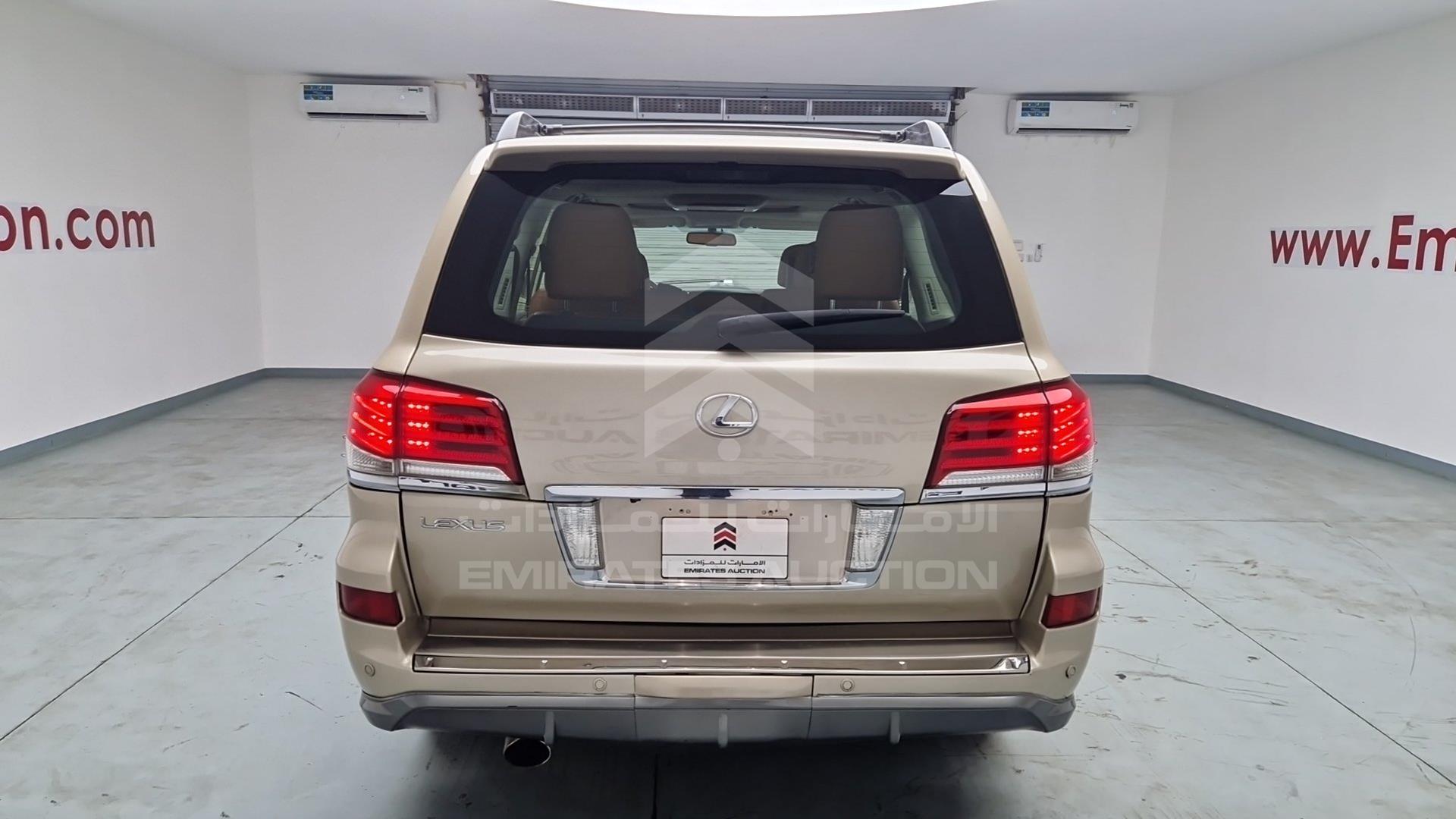 2014 LEXUS LX 570 VIN: JTJHY00W2E4145215