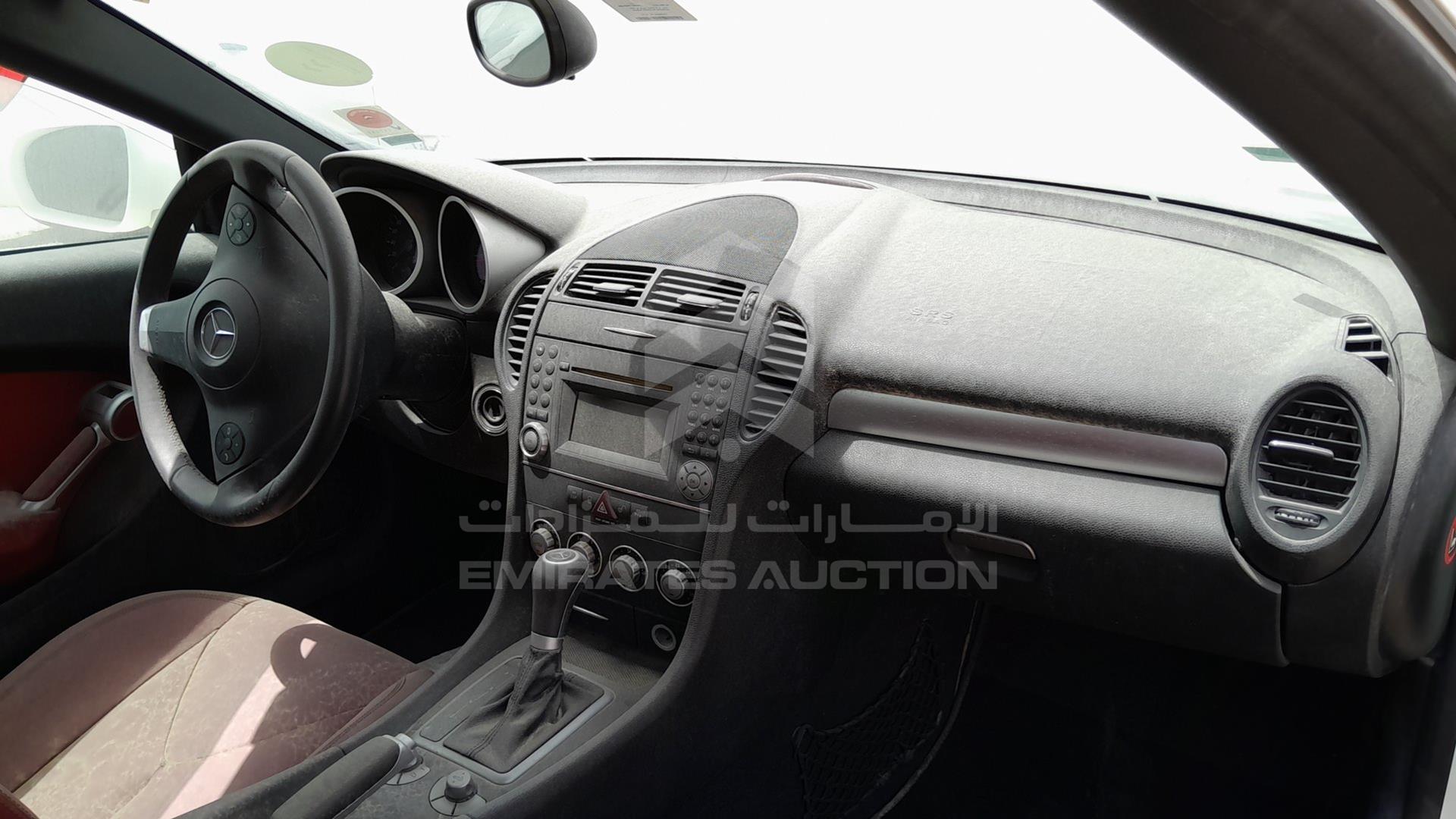 2009 MERCEDES SLK 200 VIN: WDBWK45F09F215167