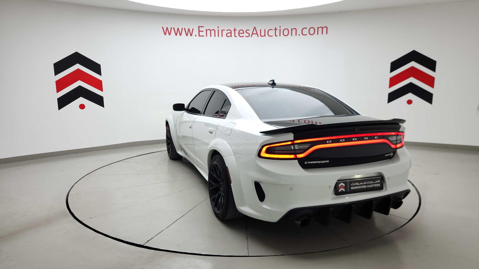 2018 DODGE CHARGER VIN: 2C3CDXCT1JH163385