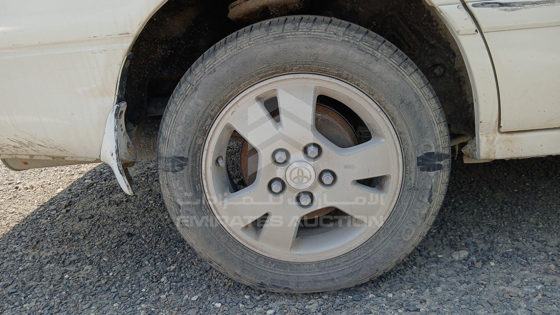 2001 TOYOTA CAMRY VIN: JT2BG22K510592486