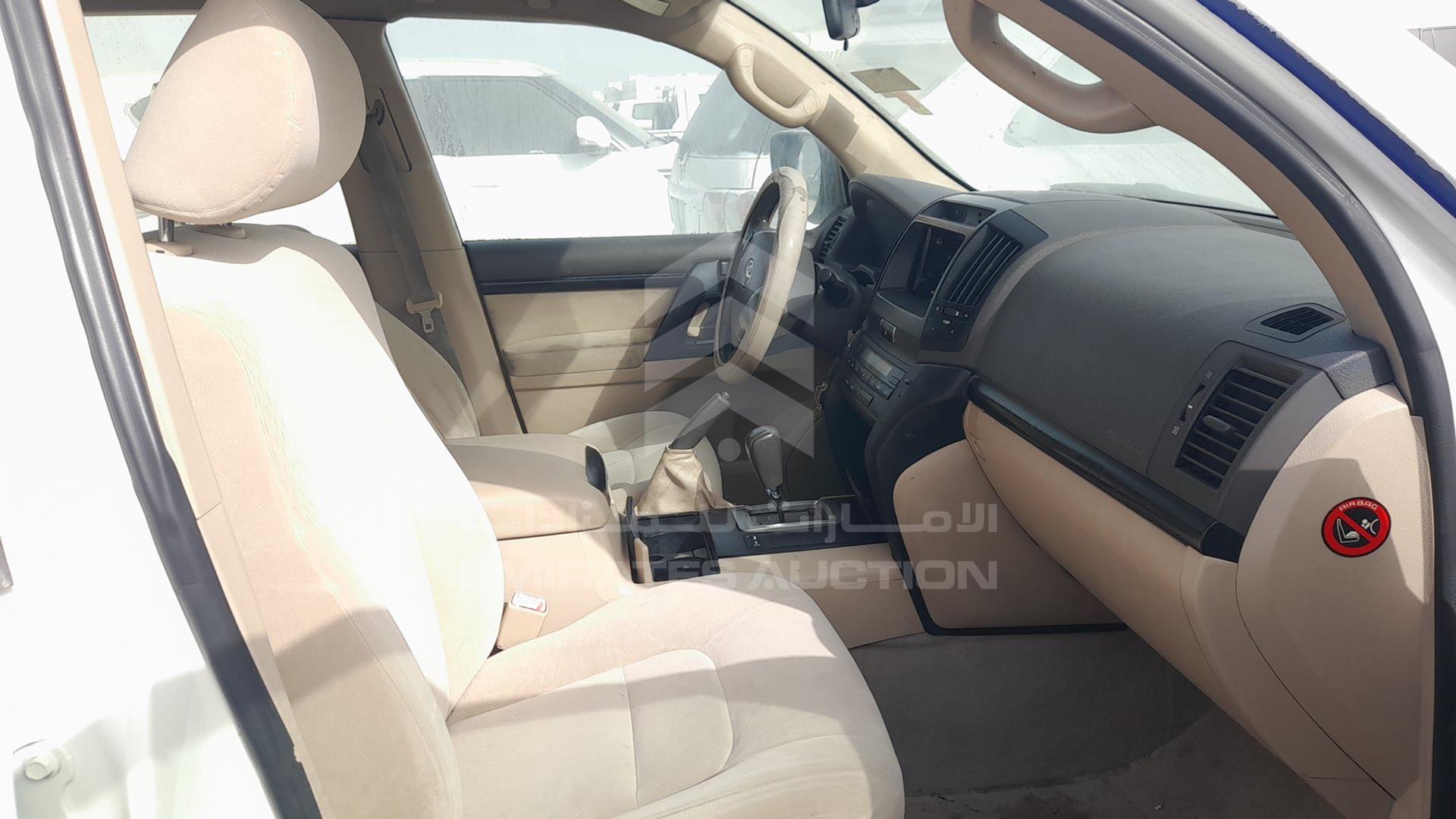 2013 TOYOTA LAND CRUISER VIN: JTMDU09J4D5065878