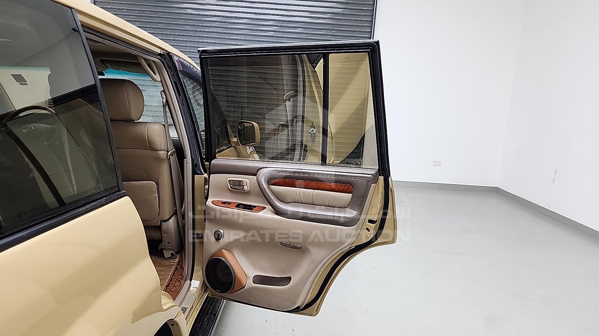 1999 LEXUS LX 470 VIN: JT6HT00W7Y0087848