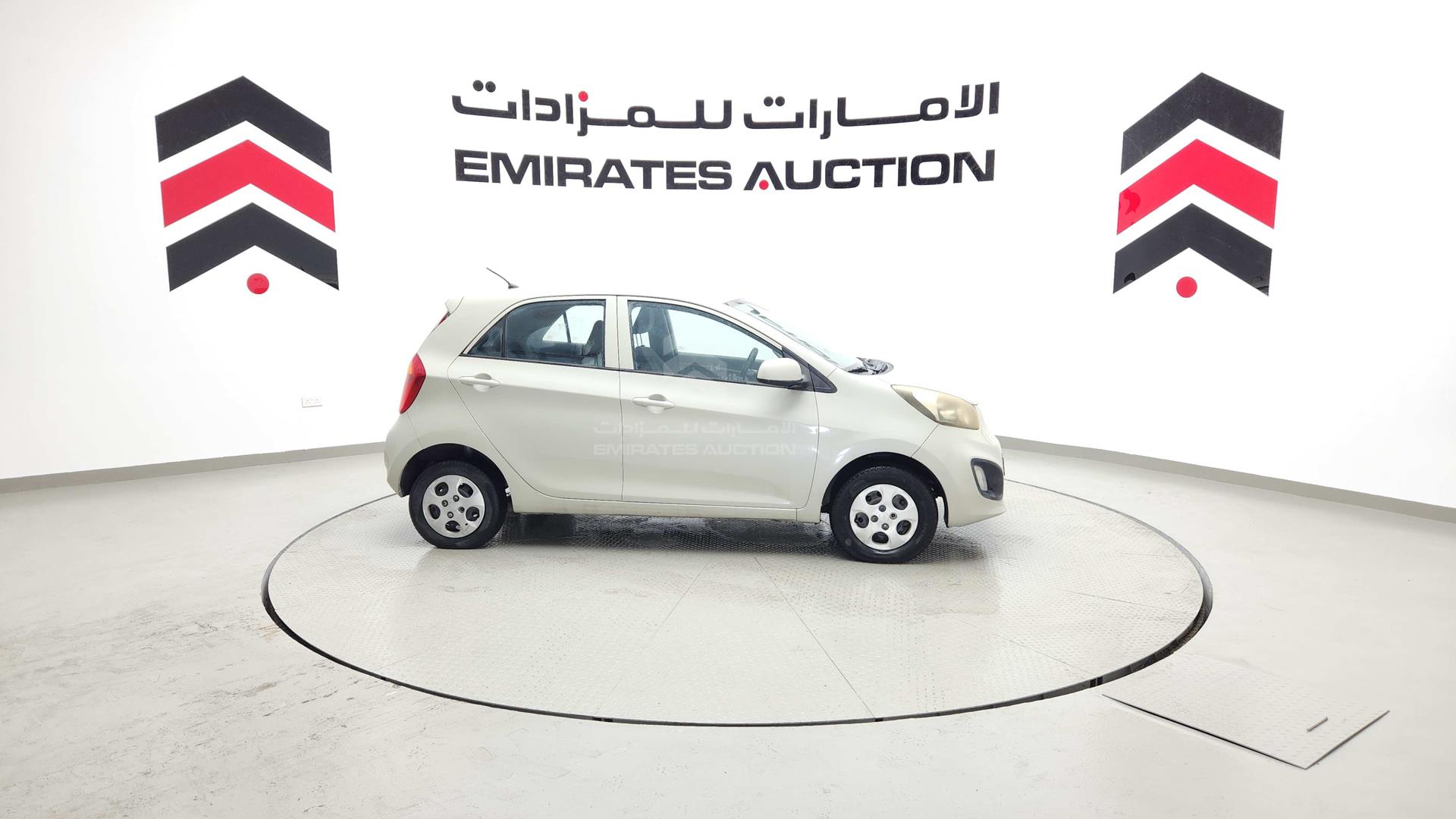2015 KIA PICANTO VIN: KNABX512XFT761883