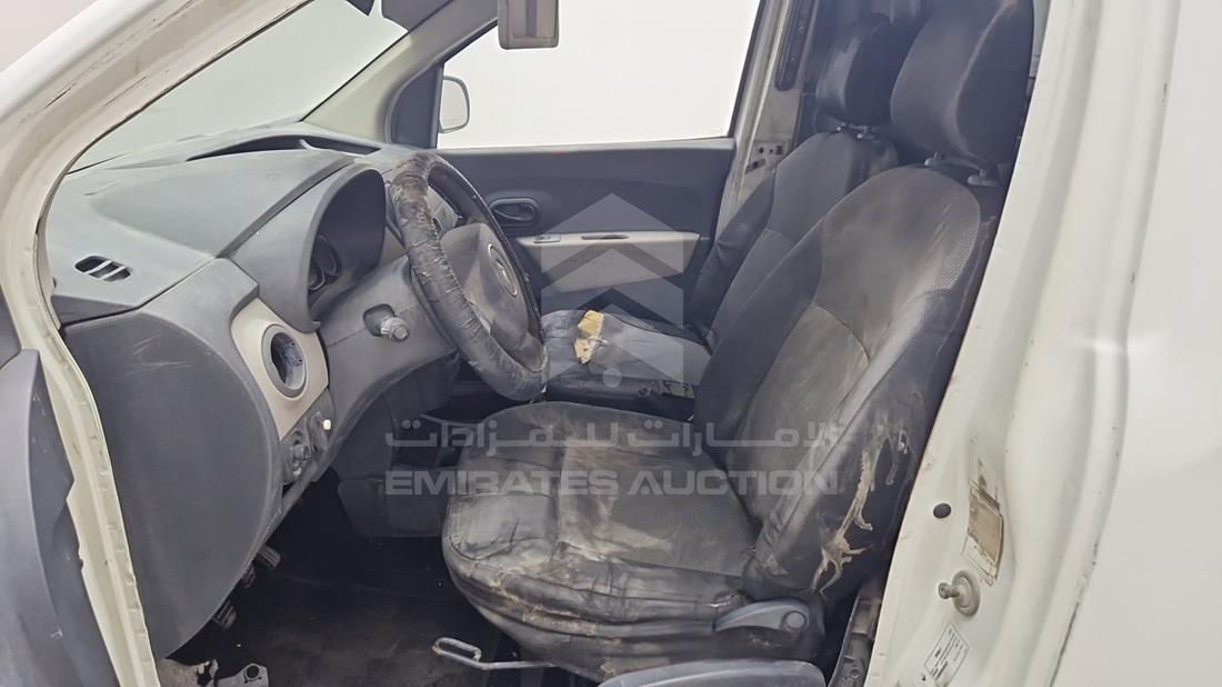 رينو دوكر 2016 — زاوية السائق الأمامية اليسرى — صورة 14