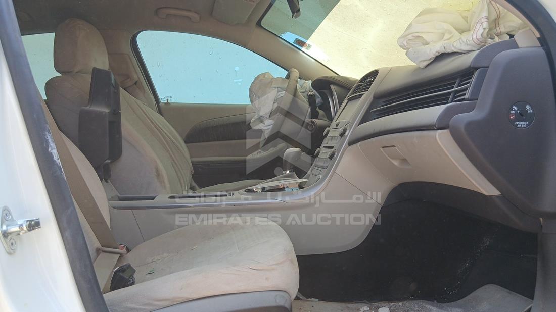 2016 Chevrolet Malibu — Front Right Passenger Seat View — Photo 22