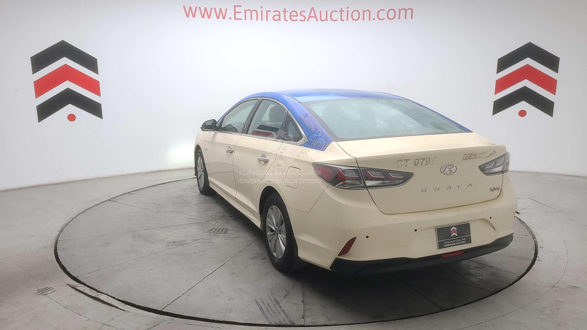 2019 HYUNDAI SONATA HYBRID VIN: KMHE24137KA093091