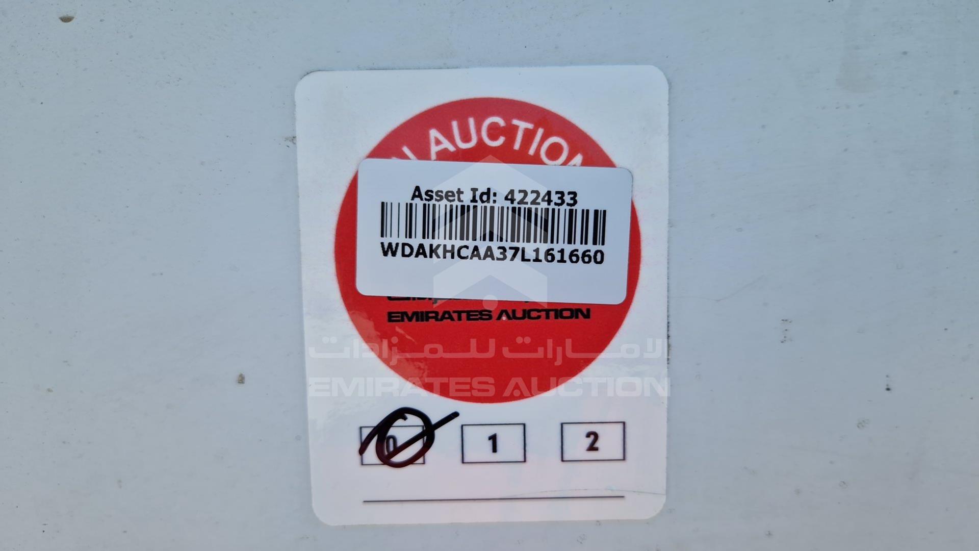 2007 MERCEDES ACTROS VIN: WDAKHCAA37L161660