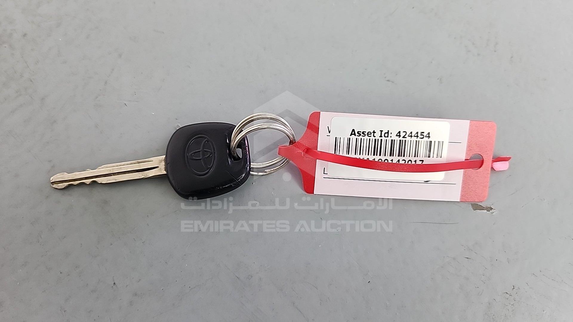 1996 TOYOTA RAV-4 VIN: SXA100142017