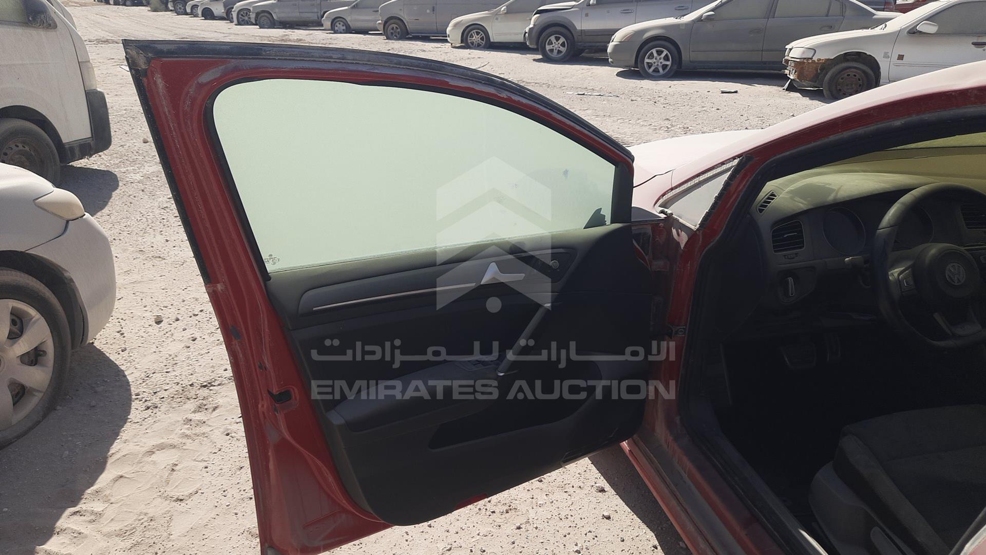 2015 VOLKSWAGEN GOLF VIN: WVWGR2AU7FW040048