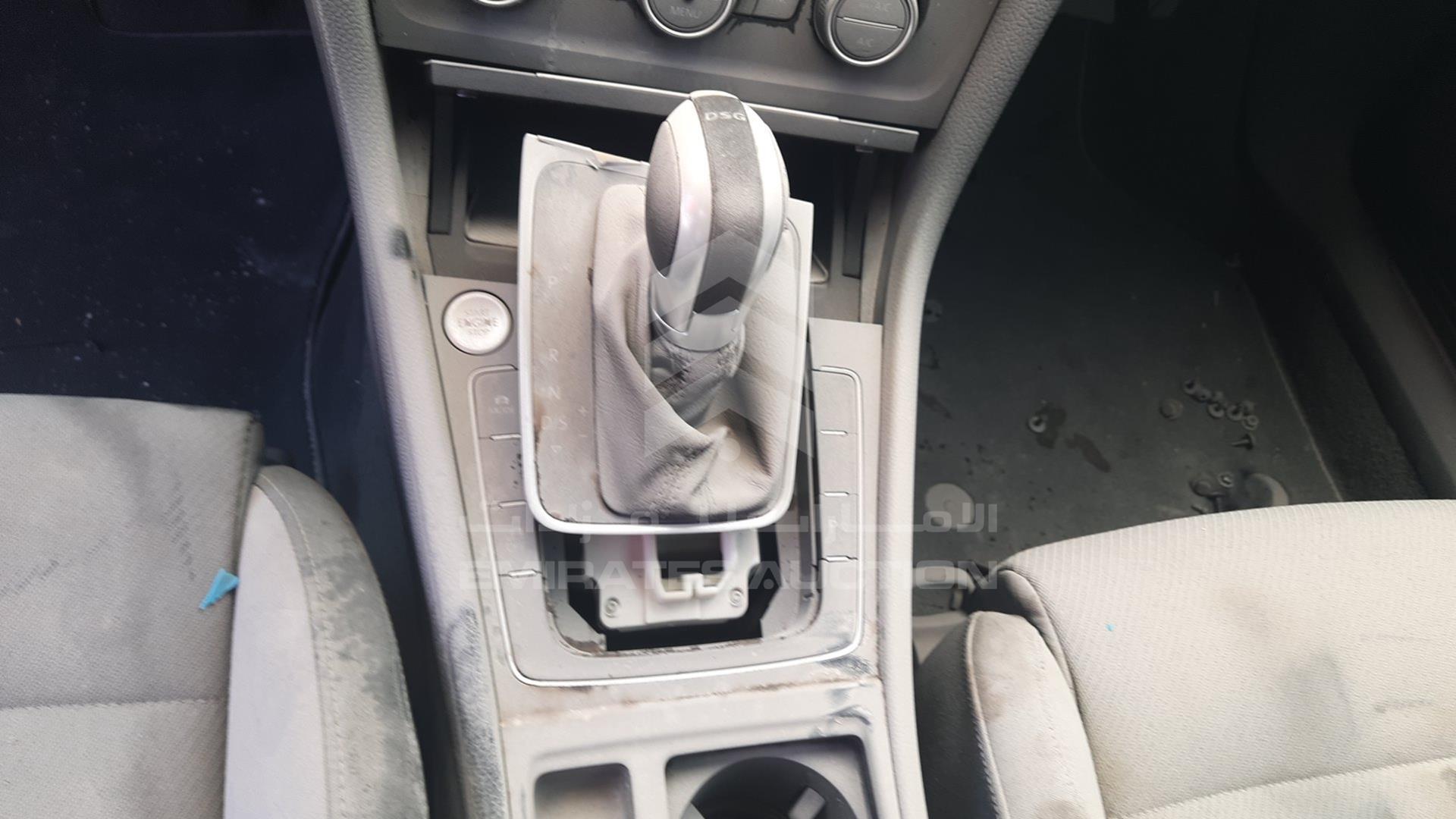 2015 VOLKSWAGEN GOLF VIN: WVWGR2AU7FW040048