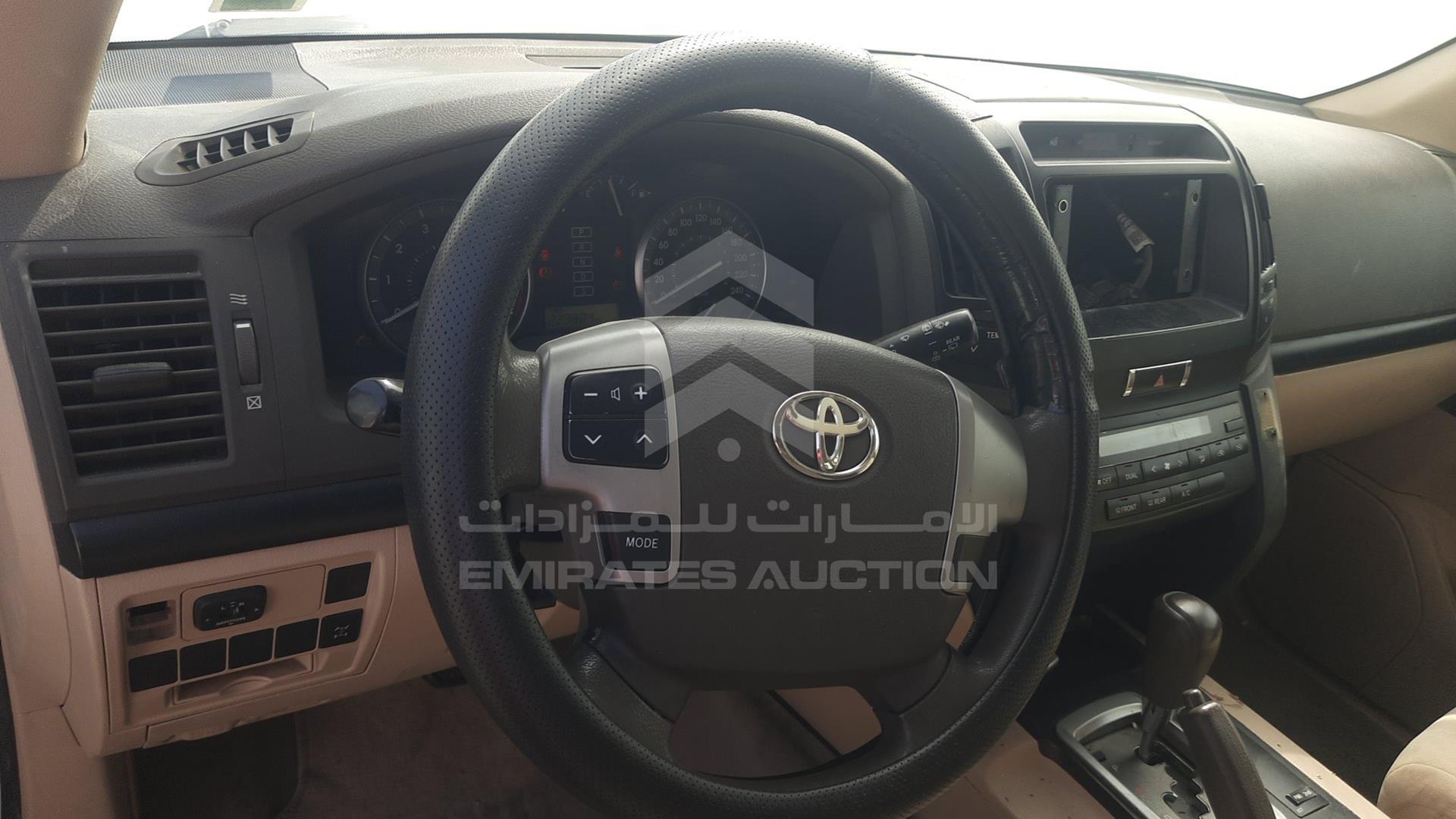 2013 TOYOTA LAND CRUISER VIN: JTMDU09J7D4064147
