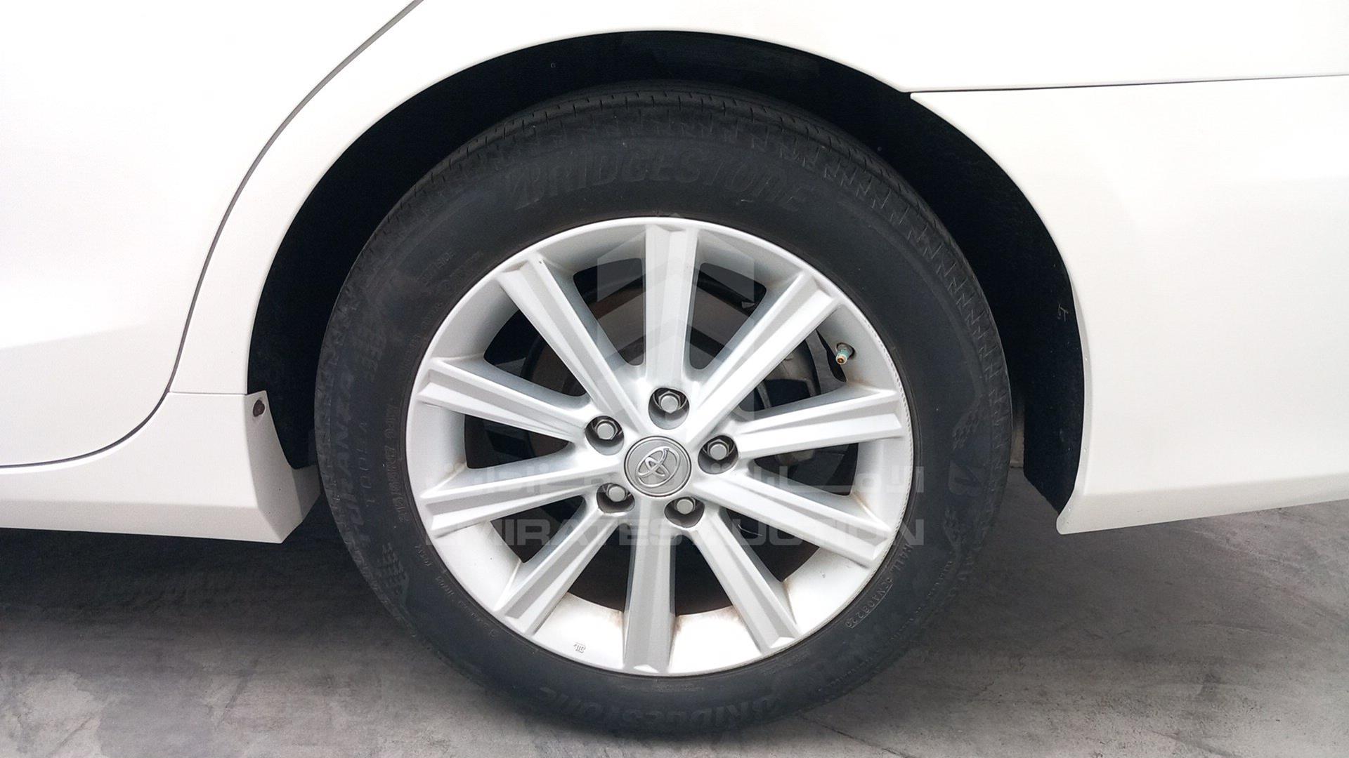 2017 TOYOTA CAMRY VIN: 6T1BF9FK4HX667953