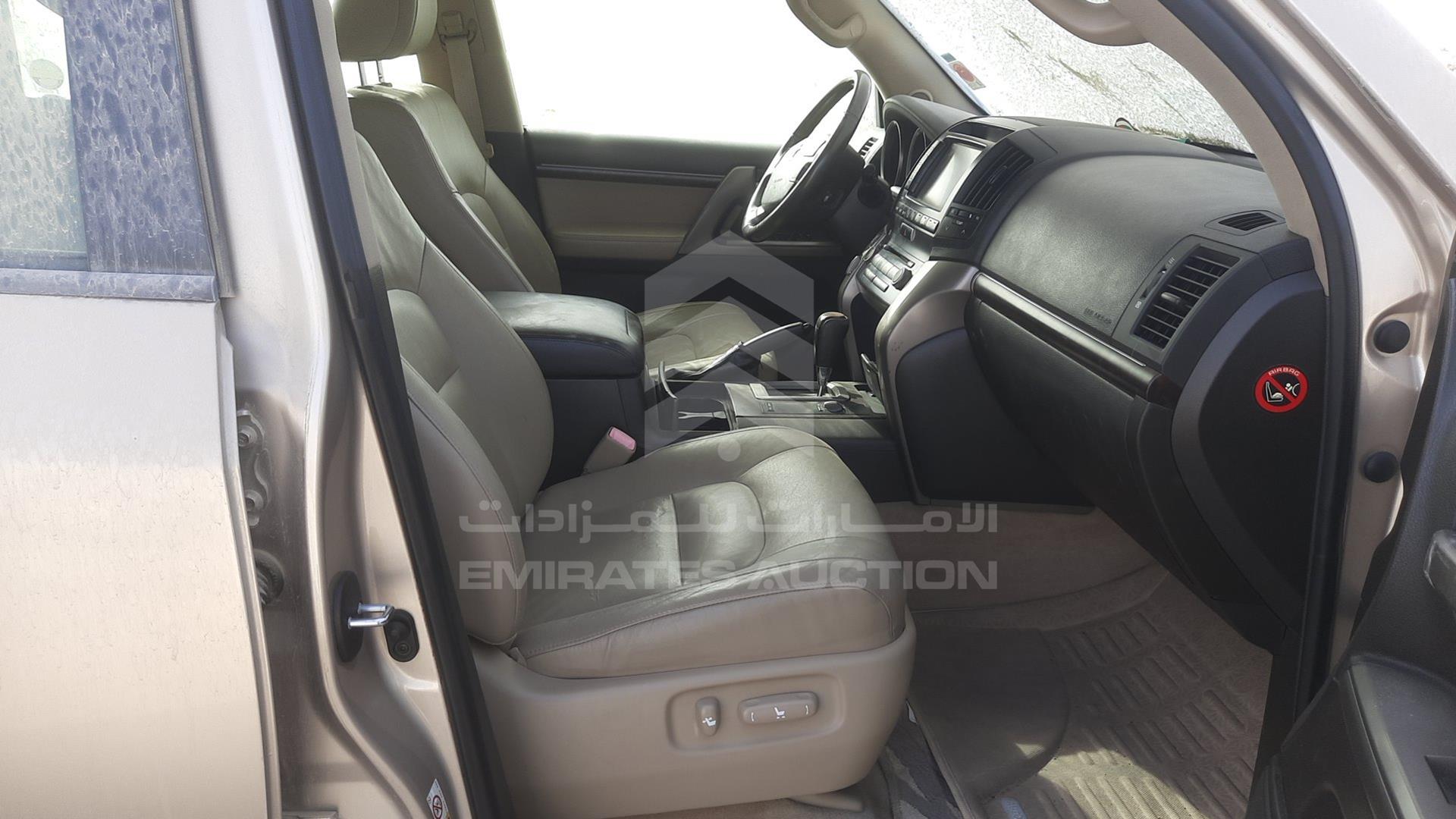 2010 TOYOTA LAND CRUISER VIN: JTMHT05J8A4037075