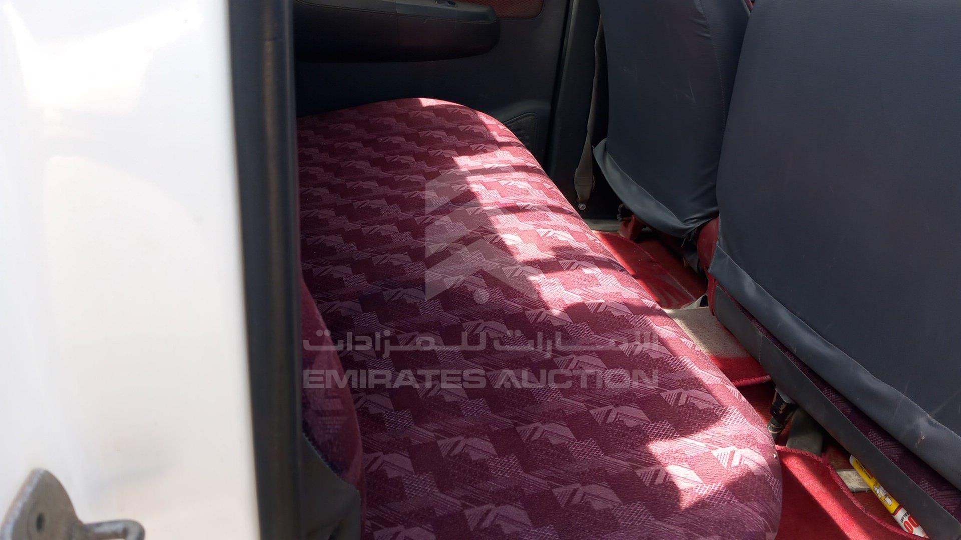 2015 TOYOTA HILUX VIN: MR0EW12G9F3032359