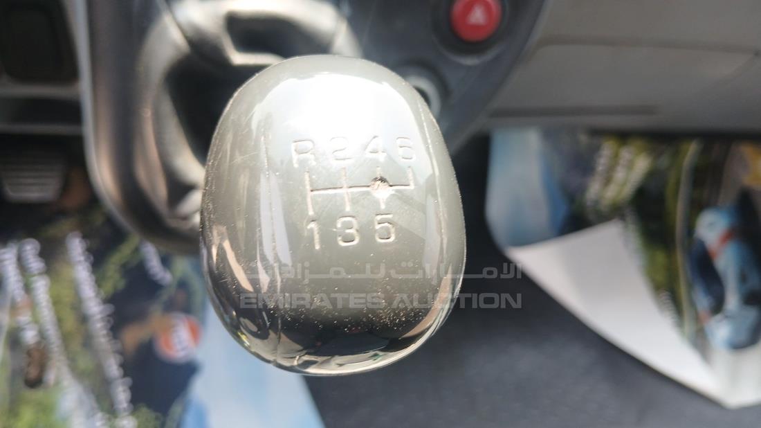 2014 Mitsubishi Canter — Gear View — Photo 17