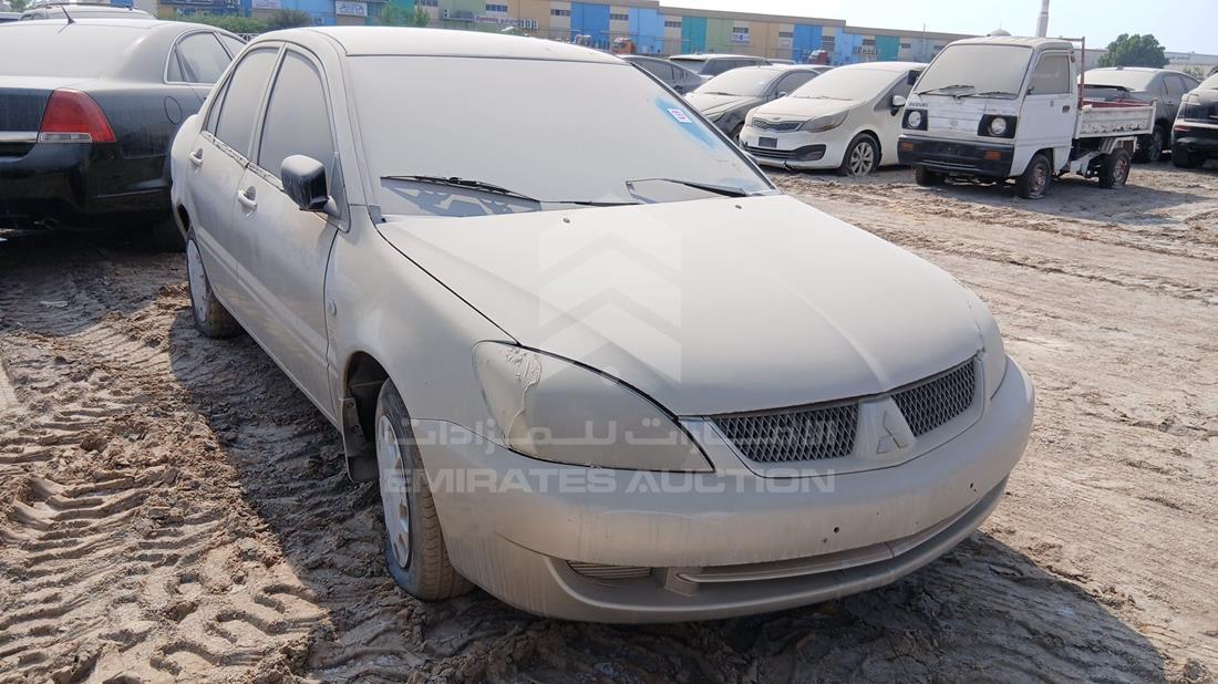 2009 Mitsubishi Lancer — Front Right Angle — Photo 11
