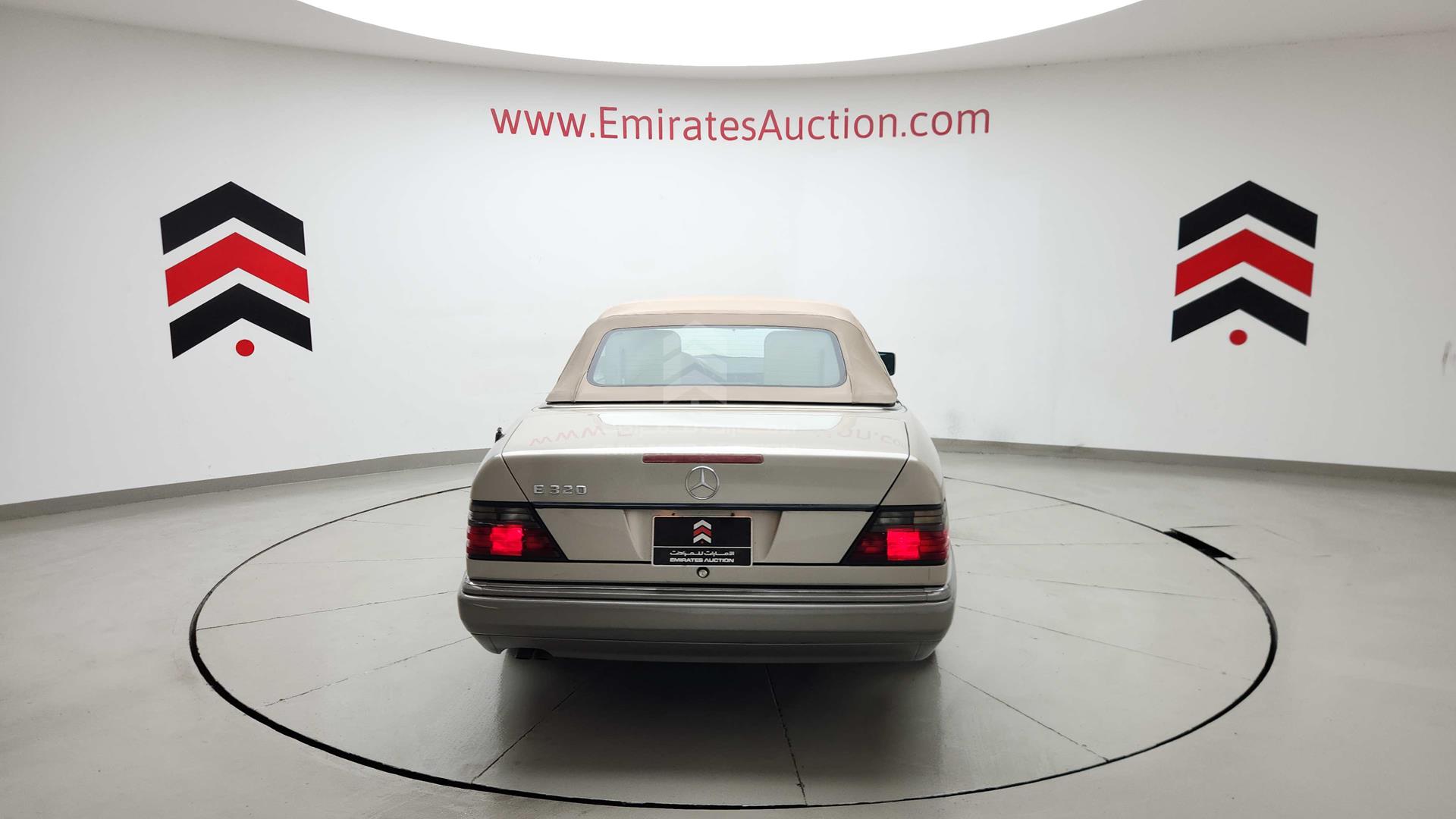 1995 MERCEDES E 320 VIN: WDBEA66E6SC280029