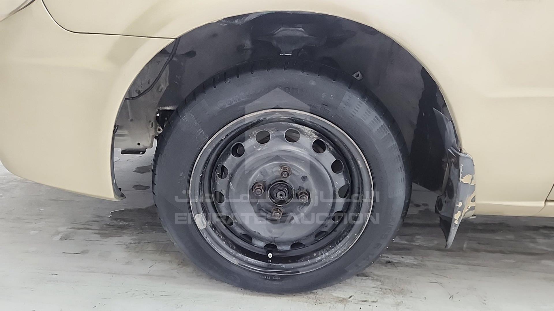 2002 MAZDA 323 VIN: JM7BJ12M821209520