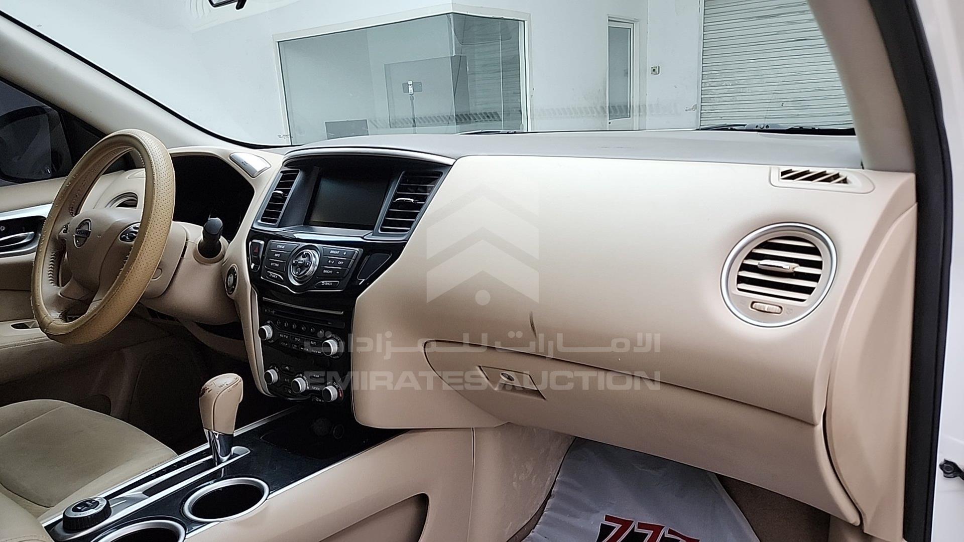 2015 NISSAN PATHFINDER VIN: 5N1AR2M54FC664462