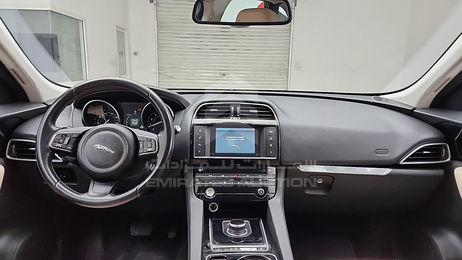 2017 JAGUAR F-PACE VIN: SADCA2BV1HA055730