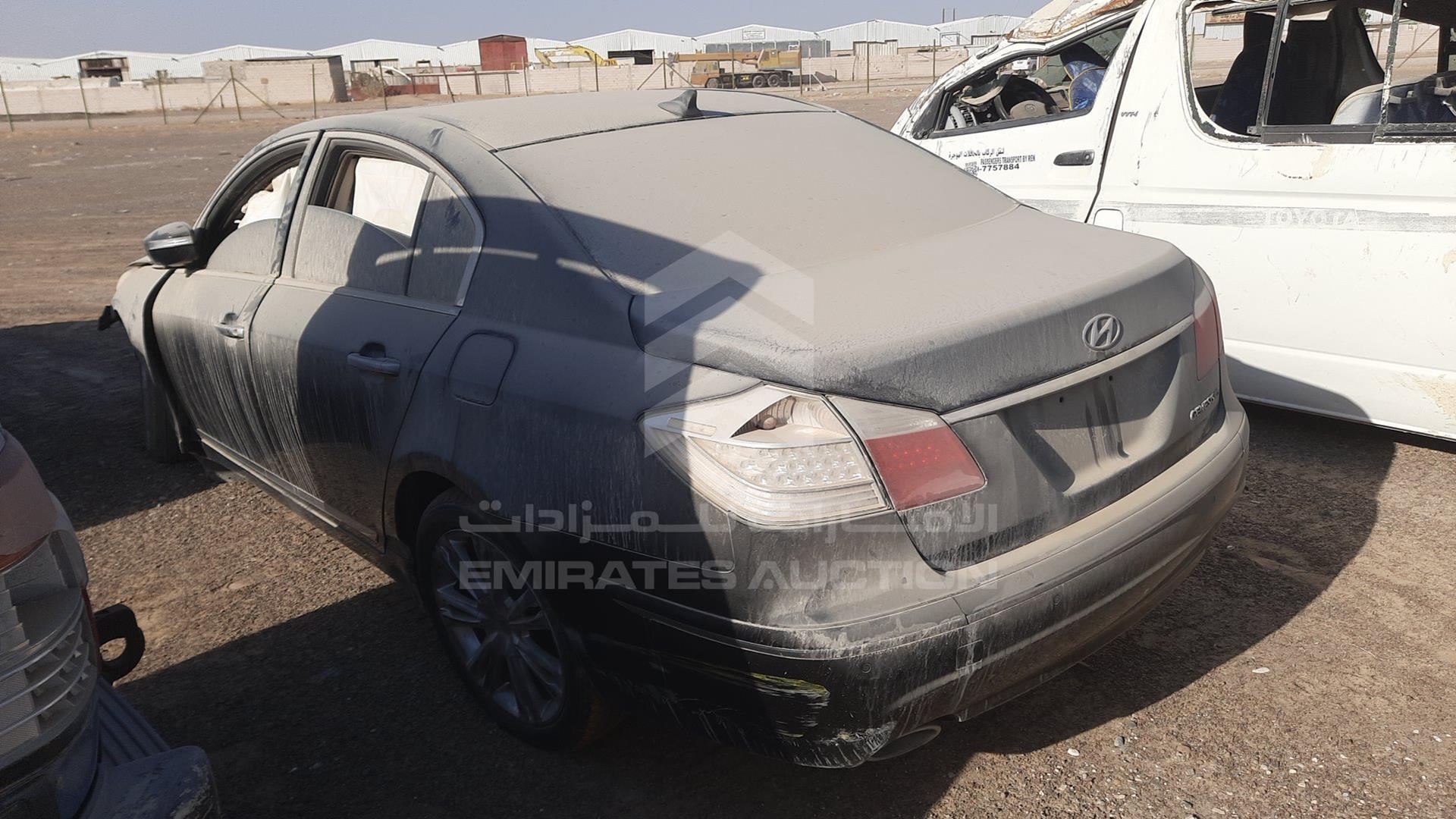 2009 HYUNDAI GENESIS VIN: KMHGC46F49U050460