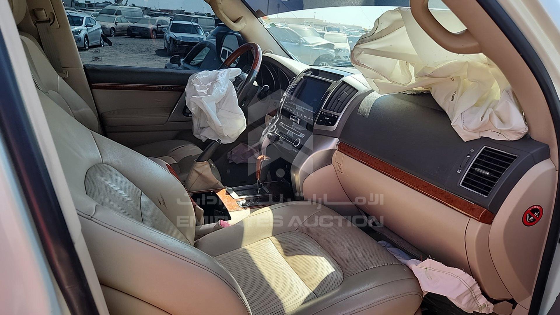 2013 TOYOTA LAND CRUISER VIN: JTMHY05J0D4015934