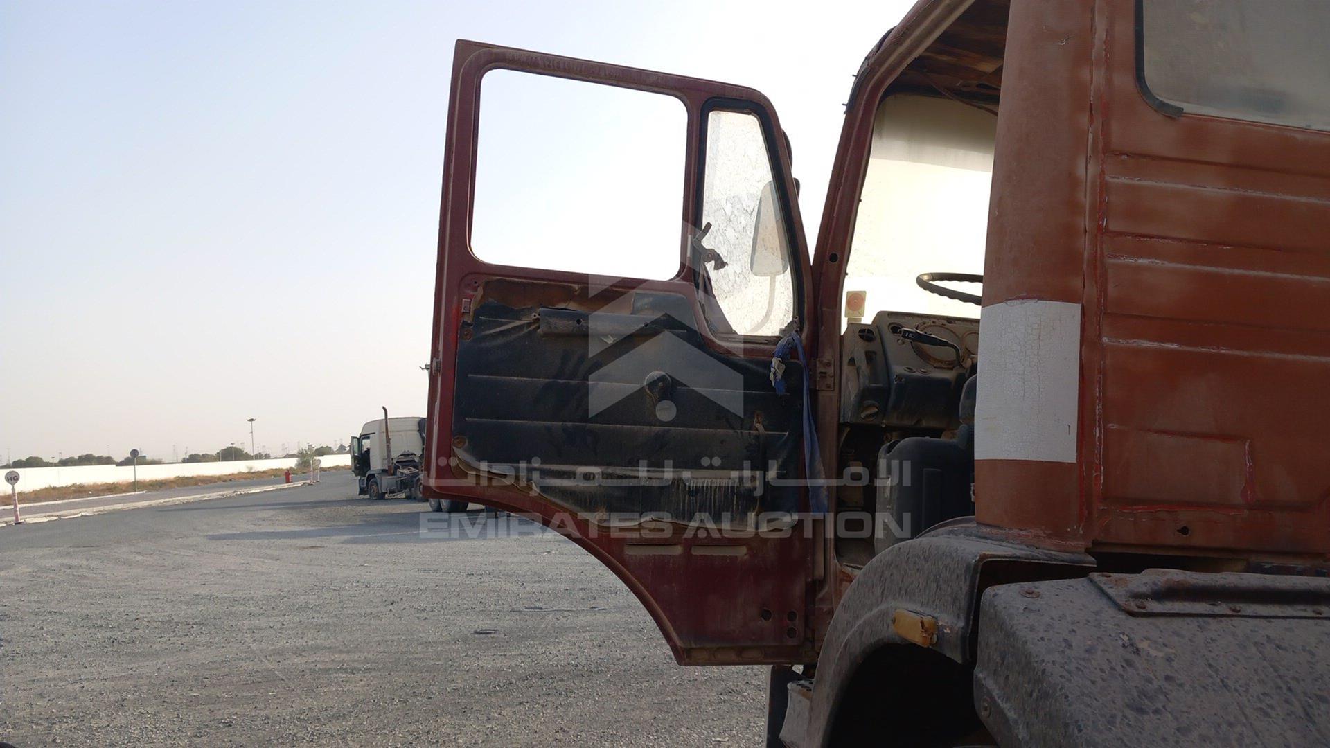 0 MERCEDES TRUCK VIN: 39544214429623