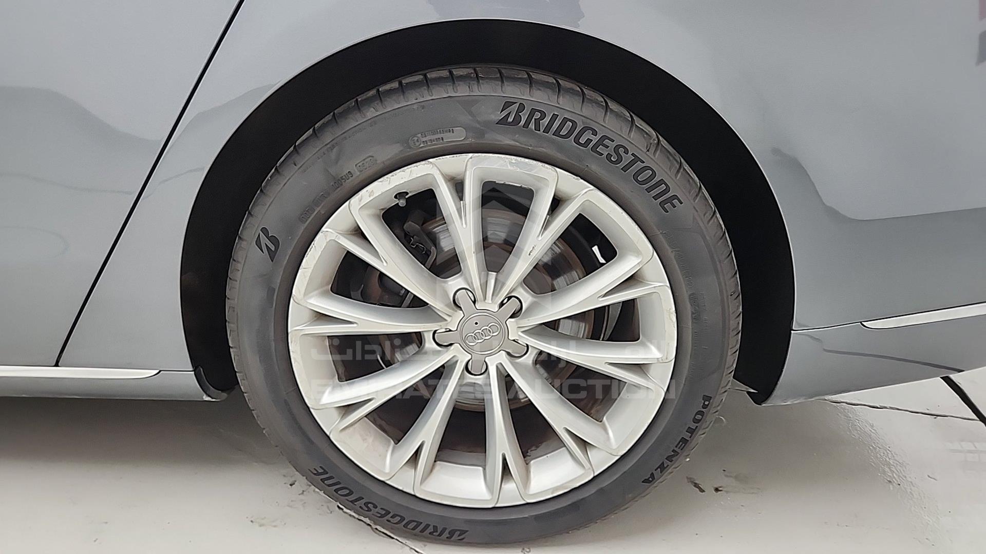 2017 AUDI A8 VIN: WAUYGBFD1HN016644