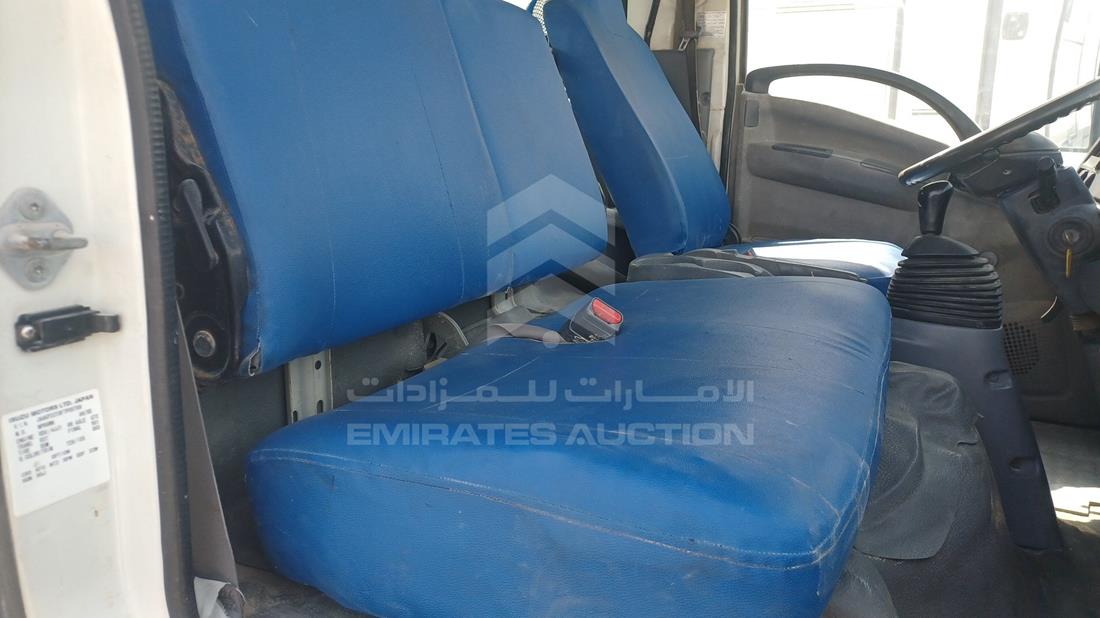 2015 Isuzu NPR — Front Right Passenger Seat View — Photo 22