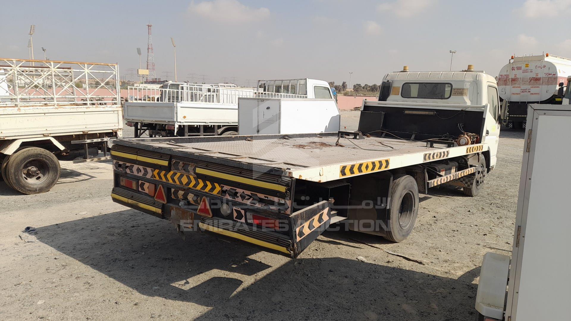 2008 MITSUBISHI CANTER VIN: JL6BCE6J68K015171
