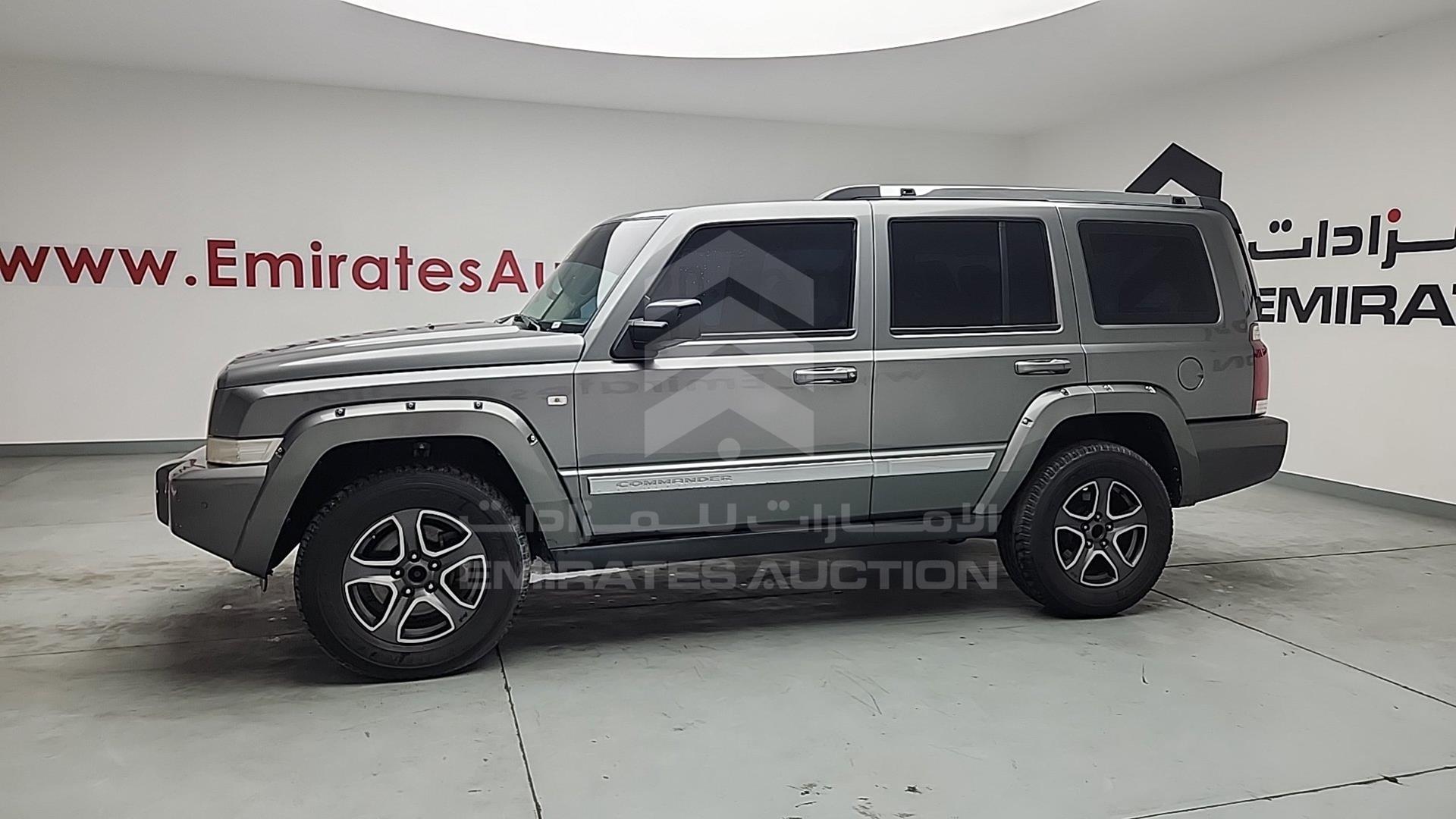 2007 JEEP COMMANDER VIN: 1J8H358N67Y591978