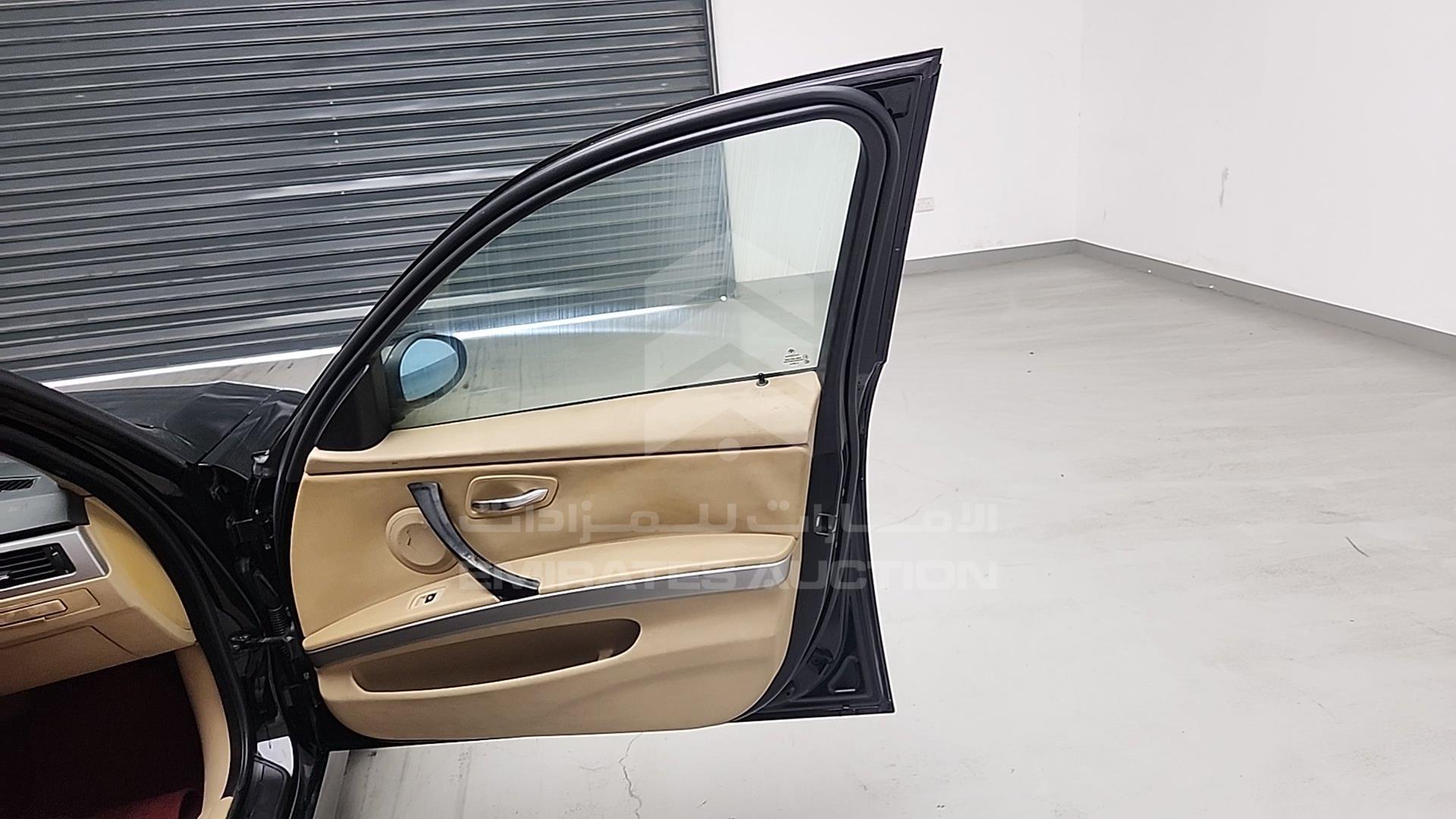 2008 BMW 320I VIN: WBAVG71008A402631