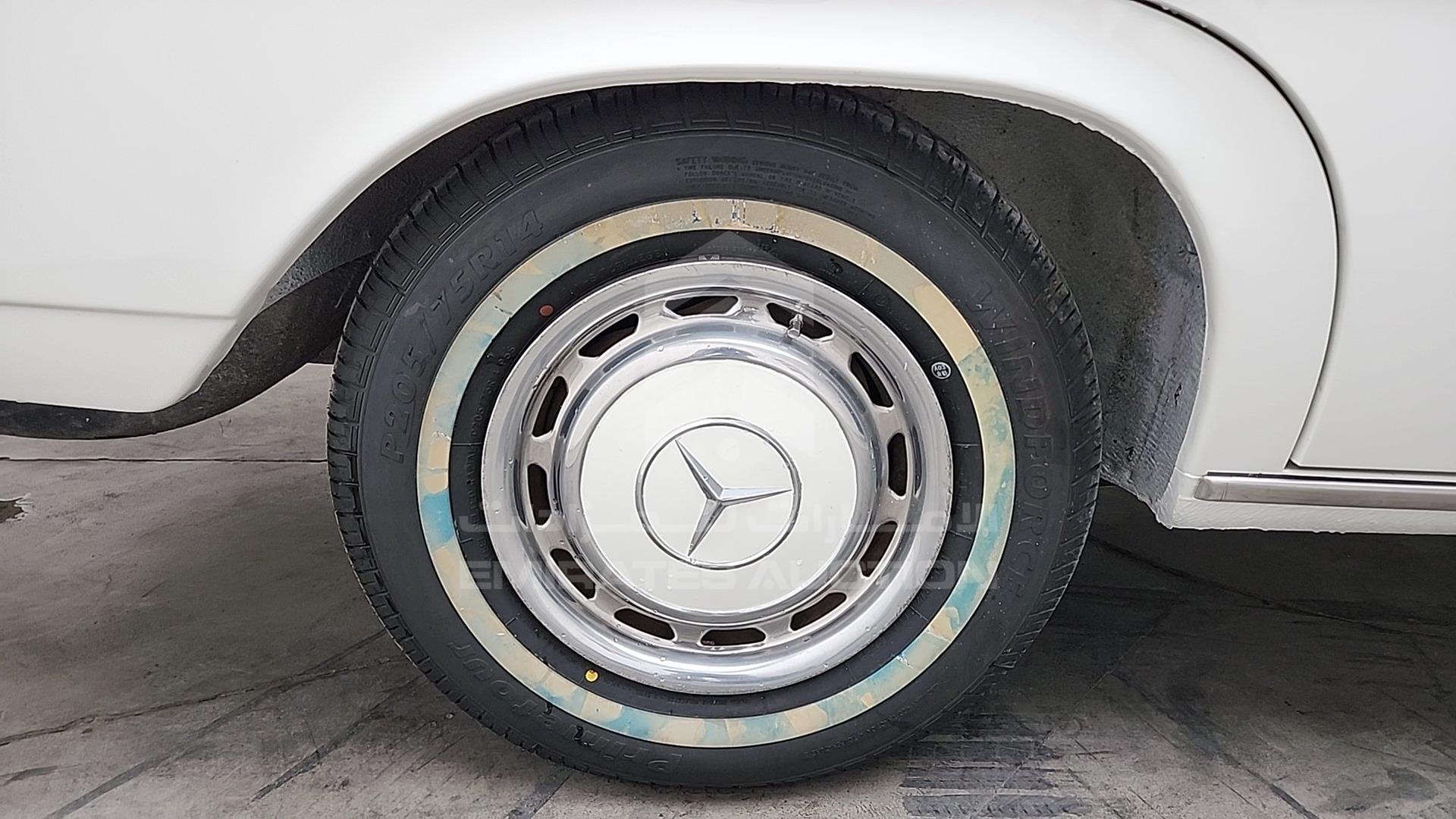 1979 MERCEDES C 280 VIN: 11406012121726