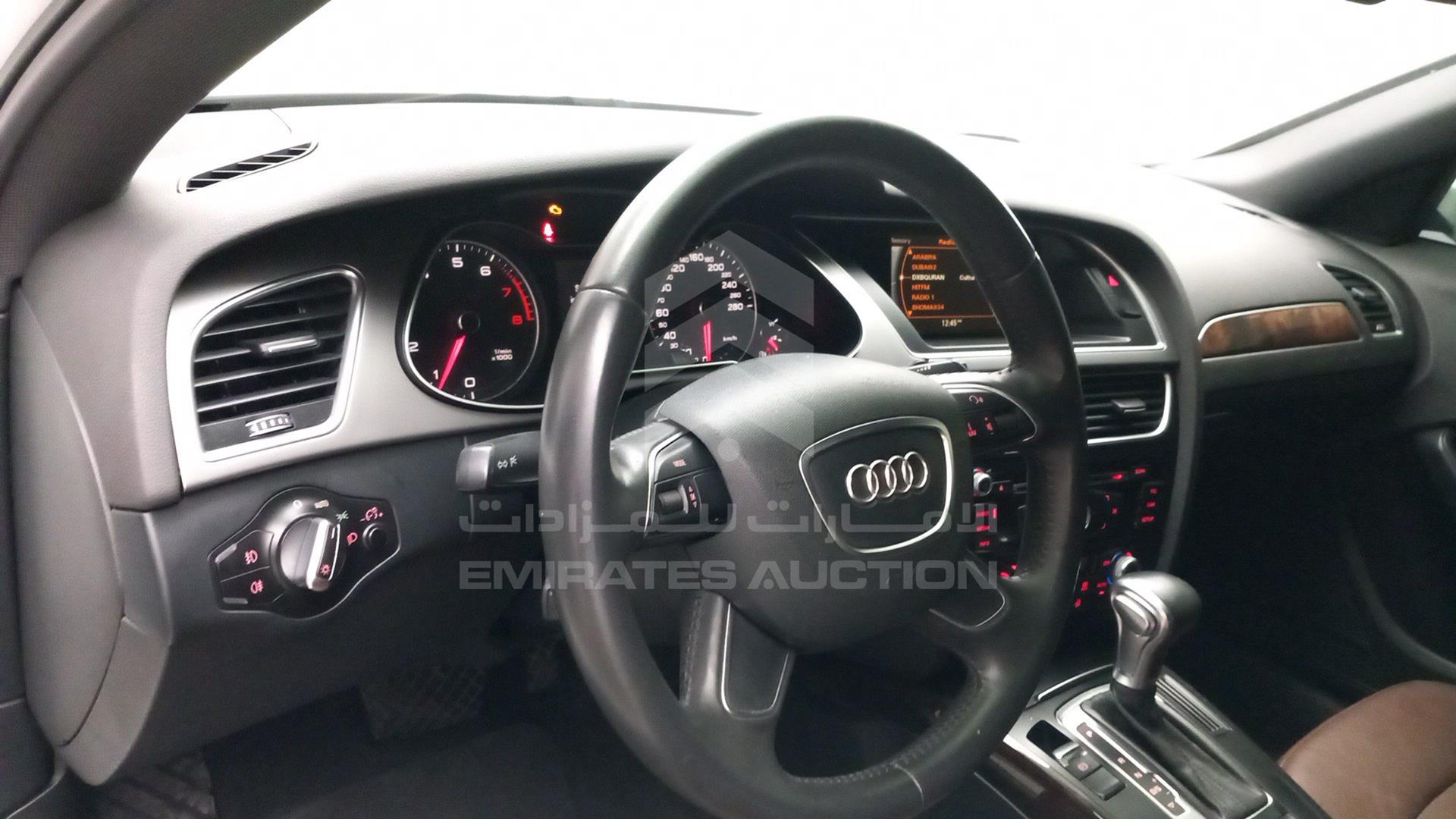 2014 AUDI A4 VIN: WAUACCFL5EN021061