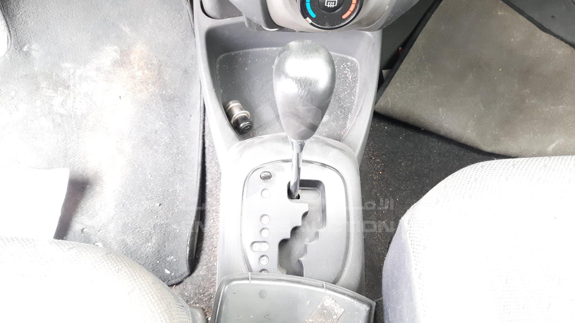 JTDKW923895125637 - 2009 Toyota Yaris - #424288