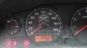 2012 Nissan Urvan — Odometer Reading — Photo 1 — Thumbnail